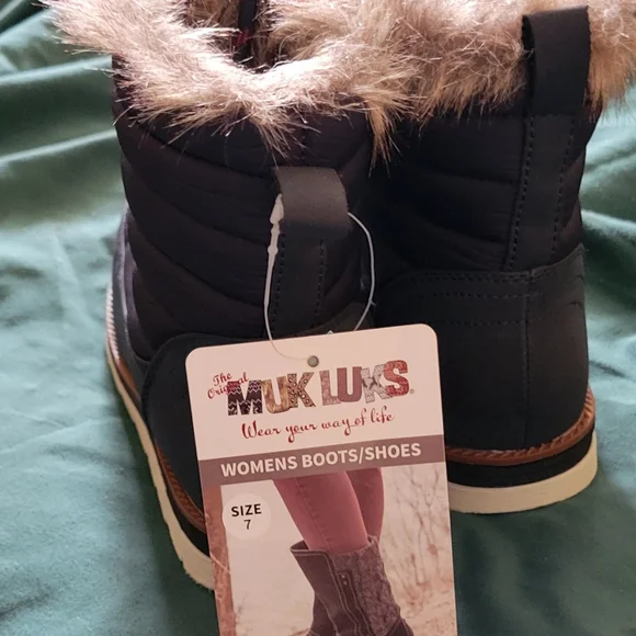 NEW - Muk Luks - Picture 2 of 3